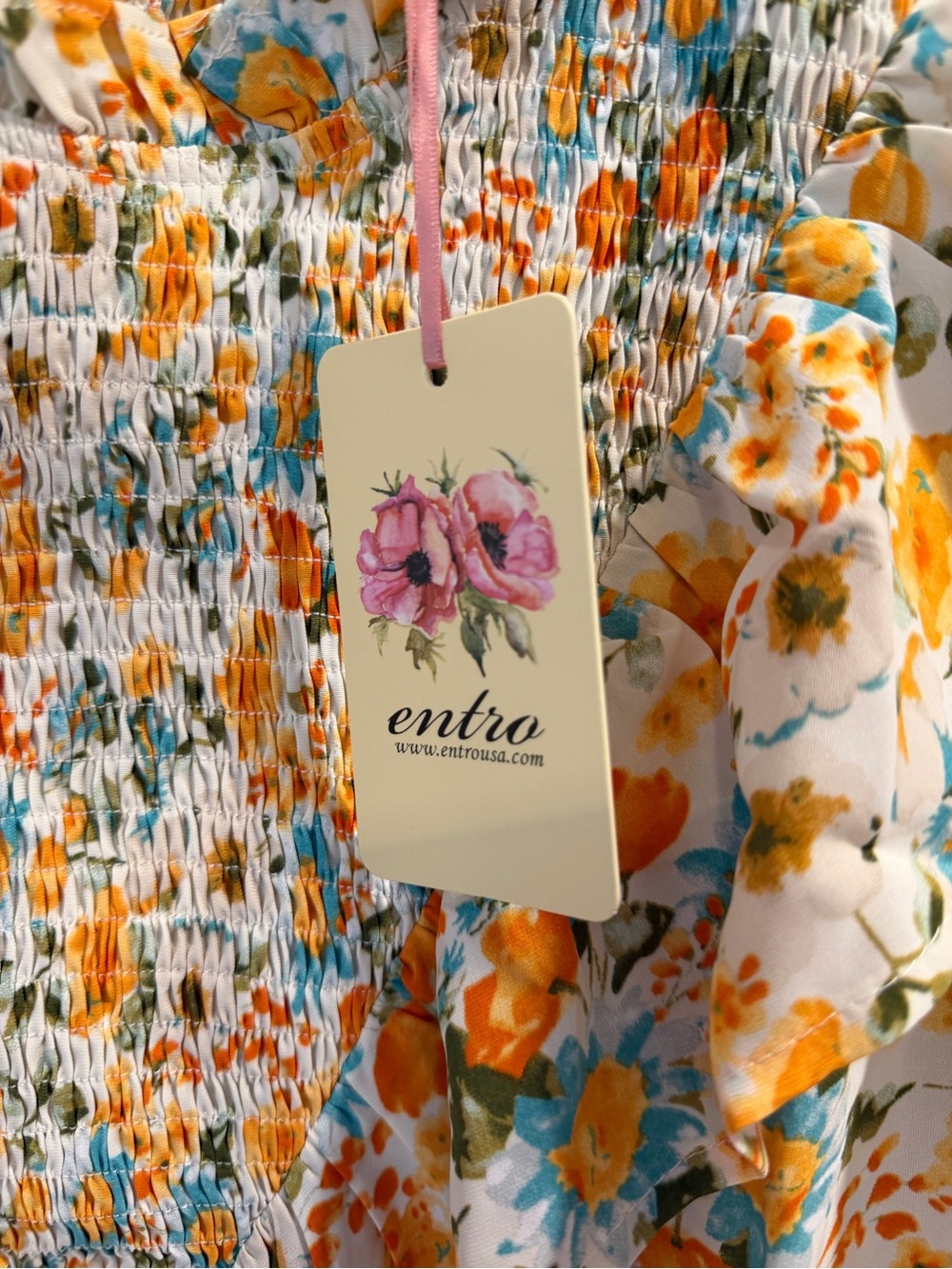 NWT entro Boutique Floral Smocked Ruffle Blouse - Cream Sz S M L - Picture 4 of 5